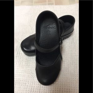 Dansko’s maryjanes